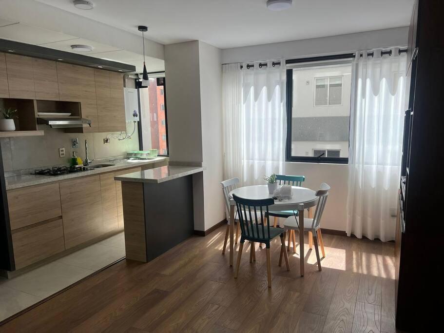 Apartamento Excelente Ubicacion Y Comoda *